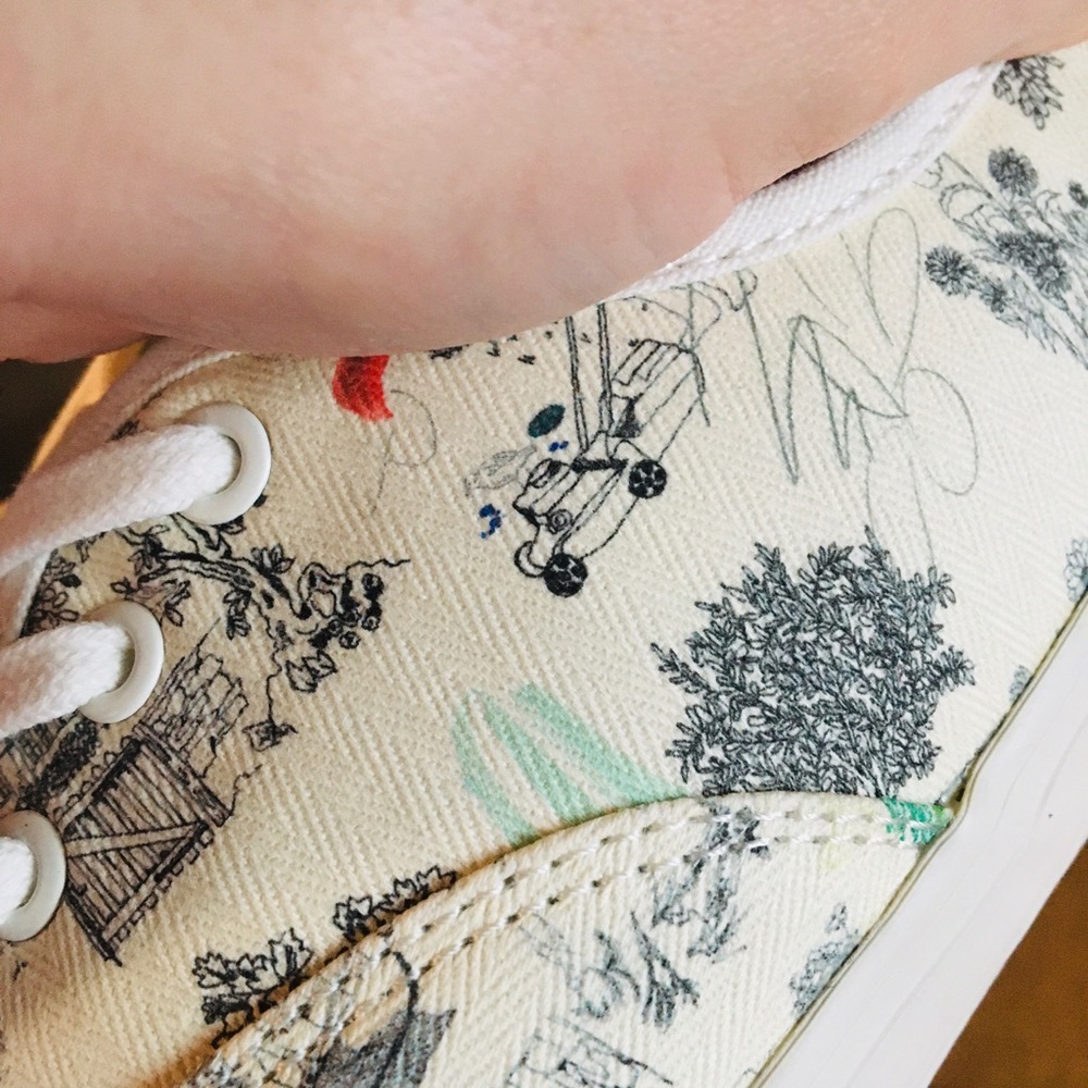 VEGAN Liberty London x Peter Rabbit Sneakers - Picture 5 of 6